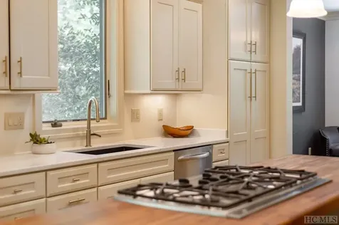 266 Upper Whitewater Road Sapphire NC 28774