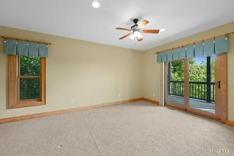 23 Big Granite Trail Sapphire NC 28774