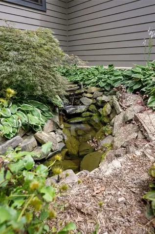 23 Big Granite Trail Sapphire NC 28774