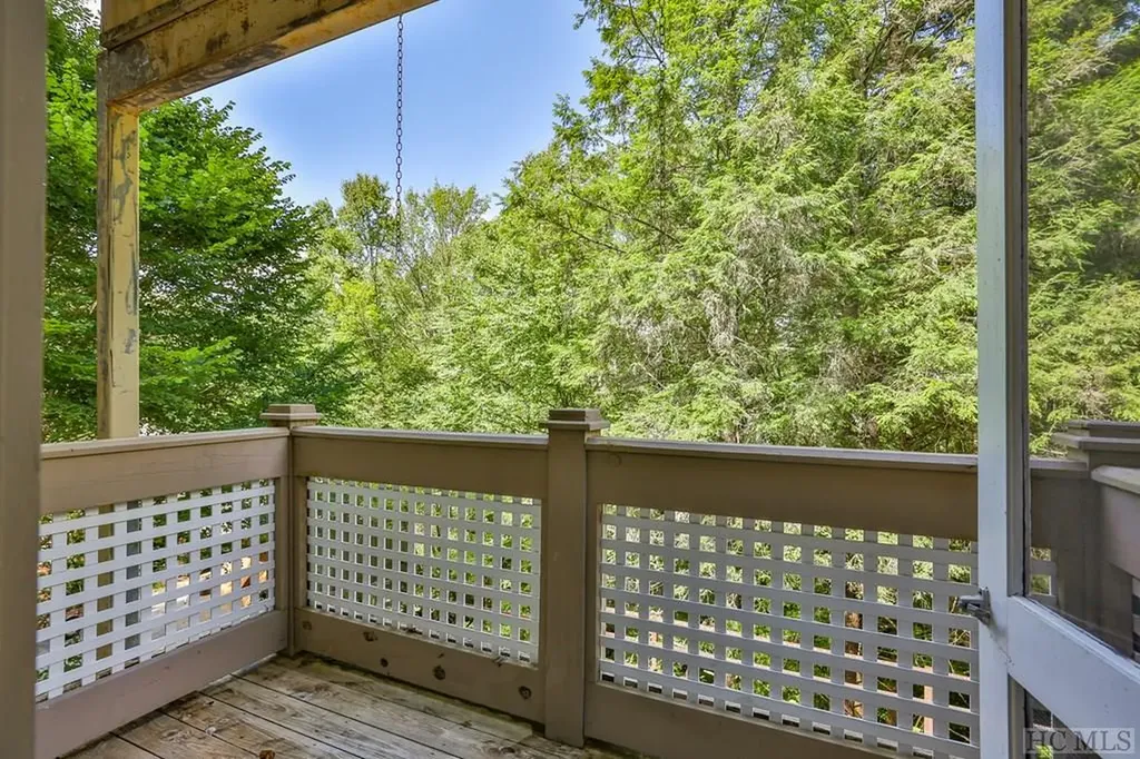 84 Clubhouse Trail Highlands NC 28741