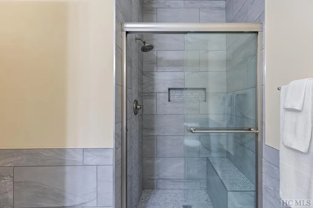 84 Clubhouse Trail Highlands NC 28741