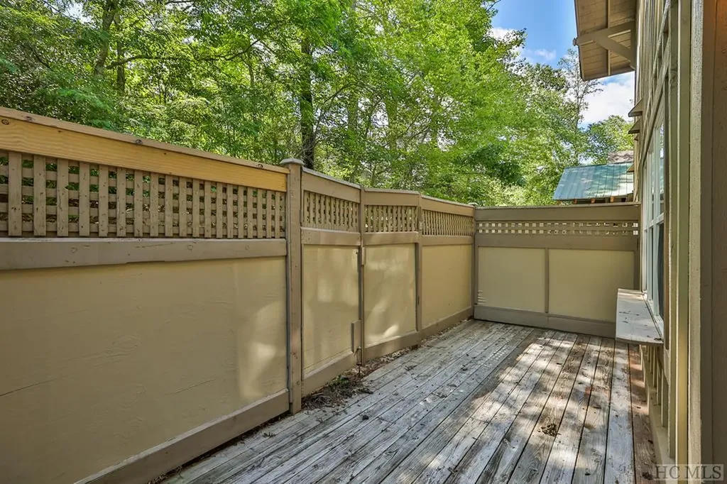 84 Clubhouse Trail Highlands NC 28741