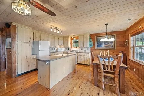 724 Browns Mountain Road Scaly Mountain NC 28775