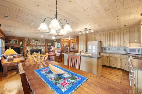 724 Browns Mountain Road Scaly Mountain NC 28775