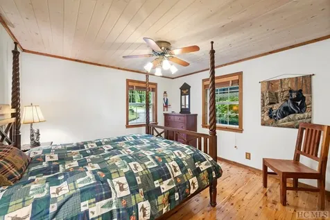 724 Browns Mountain Road Scaly Mountain NC 28775