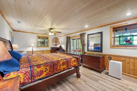 724 Browns Mountain Road Scaly Mountain NC 28775
