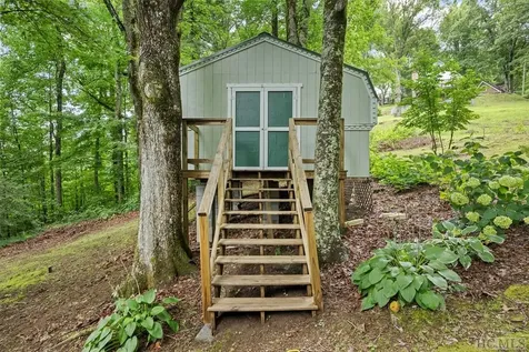 724 Browns Mountain Road Scaly Mountain NC 28775