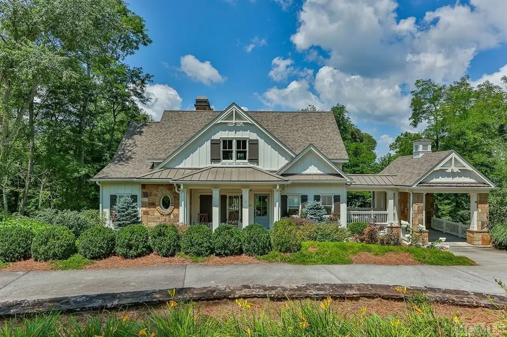 23 Drystack Way Cashiers NC 28717