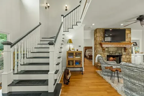 23 Drystack Way Cashiers NC 28717