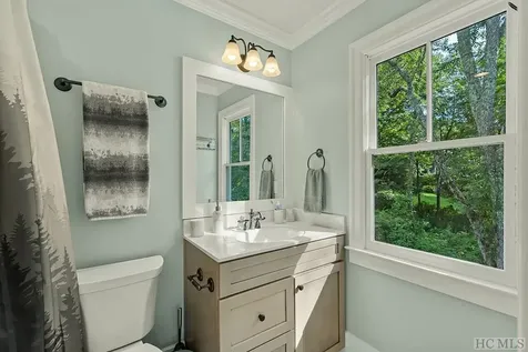 23 Drystack Way Cashiers NC 28717