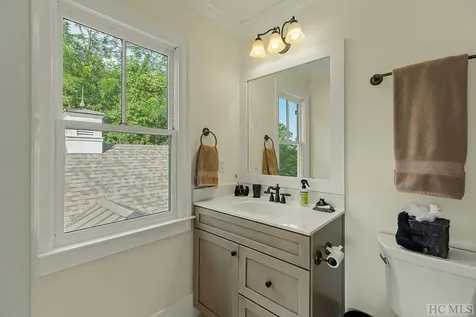 23 Drystack Way Cashiers NC 28717