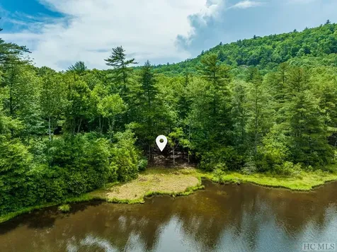 11 Fish Camp Trail Glenville NC 28736