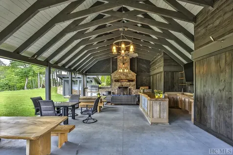 11 Fish Camp Trail Glenville NC 28736