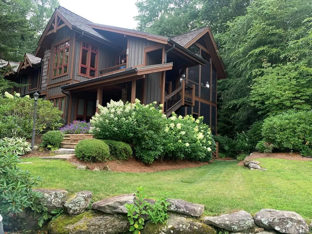 545 Spring Street Highlands NC 28741