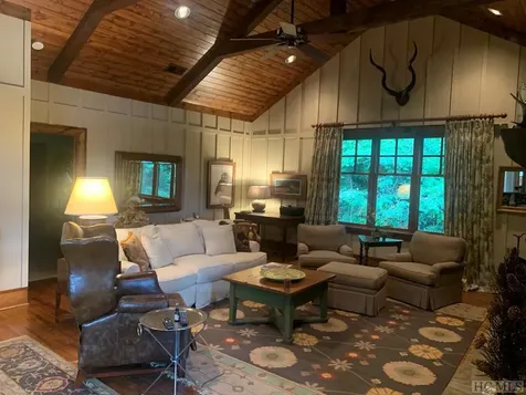 545 Spring Street Highlands NC 28741