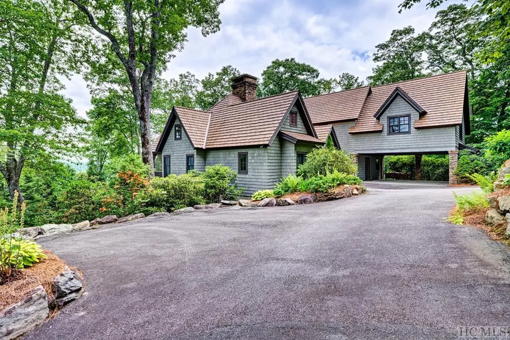 15 Willowbrook Court Highlands NC 28741