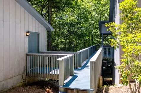 1529 Woods Mountain Trail Cullowhee NC 28723
