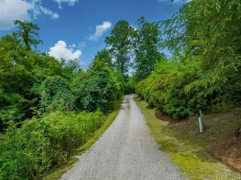 234 Bee Tree Road Glenville NC 28736