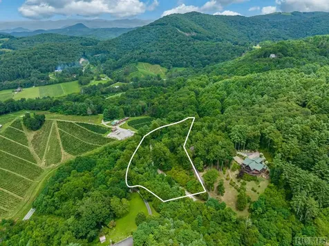 234 Bee Tree Road Glenville NC 28736