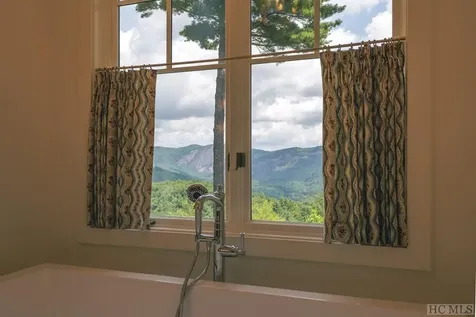 636 Chattooga Ridge Trail Cashiers NC 28717