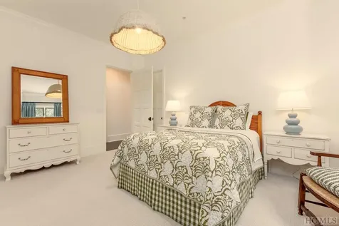 636 Chattooga Ridge Trail Cashiers NC 28717