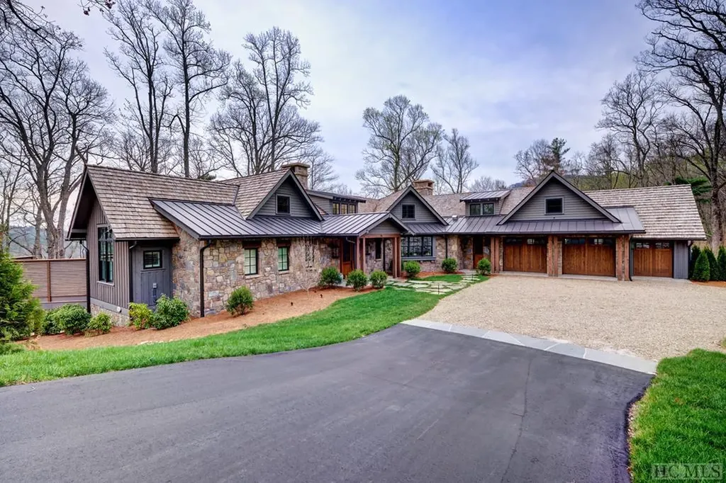170 Nesting Eagle Ridge Cashiers NC 28717