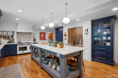 207 Forest Trail Highlands NC 28741