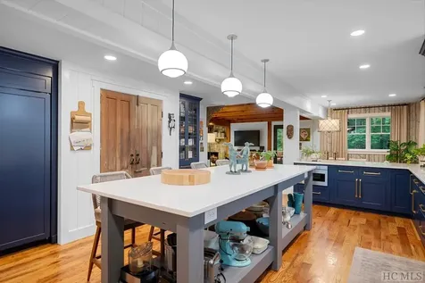 207 Forest Trail Highlands NC 28741