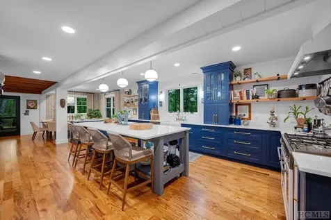 207 Forest Trail Highlands NC 28741