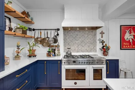 207 Forest Trail Highlands NC 28741