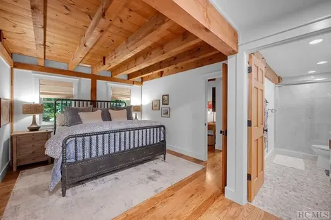 207 Forest Trail Highlands NC 28741