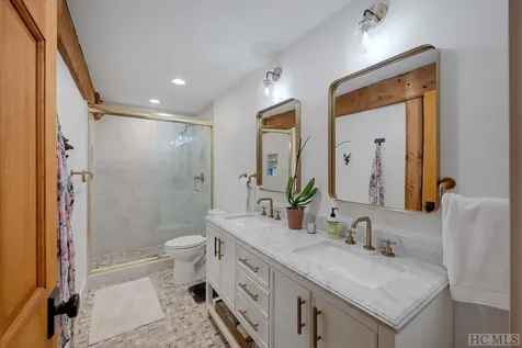 207 Forest Trail Highlands NC 28741