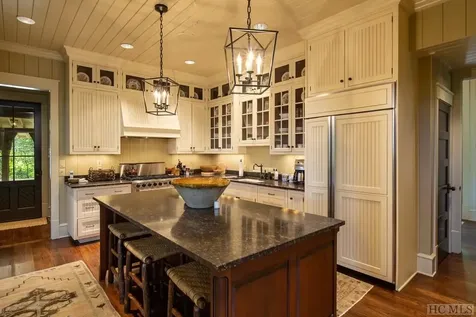 424 Gristmill Ridge Cashiers NC 28717