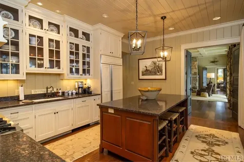 424 Gristmill Ridge Cashiers NC 28717