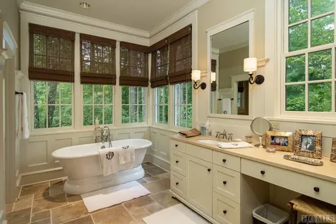 424 Gristmill Ridge Cashiers NC 28717