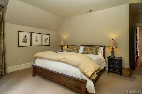 424 Gristmill Ridge Cashiers NC 28717