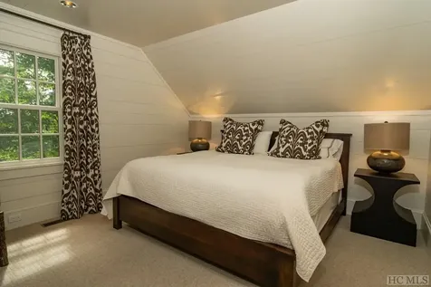 424 Gristmill Ridge Cashiers NC 28717