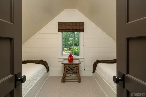424 Gristmill Ridge Cashiers NC 28717