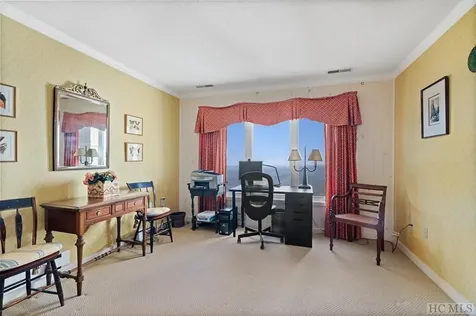 706 V Z Top Highlands NC 28741