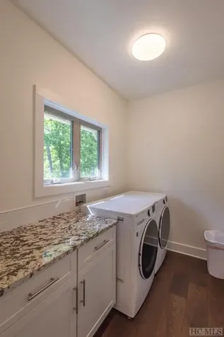 346 Birdymay Drive Tuckasegee NC 28783