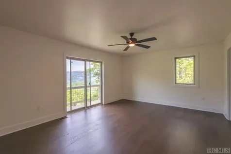 346 Birdymay Drive Tuckasegee NC 28783