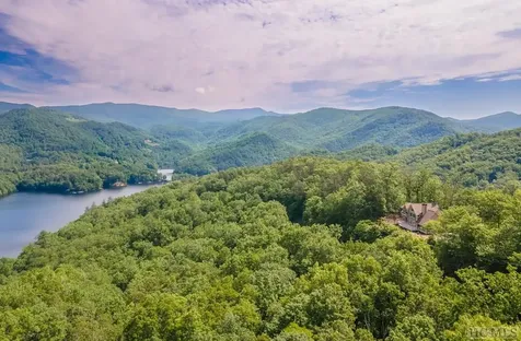 346 Birdymay Drive Tuckasegee NC 28783