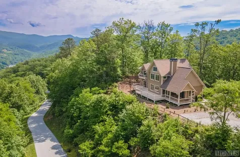 346 Birdymay Drive Tuckasegee NC 28783