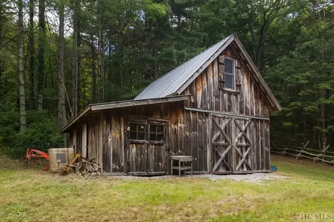 655 Moonshine Ridge Cullowhee NC 28723