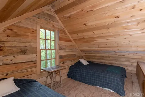 655 Moonshine Ridge Cullowhee NC 28723
