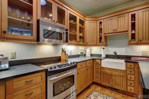 171B Arrowhead Cottage Road Cashiers NC 28717