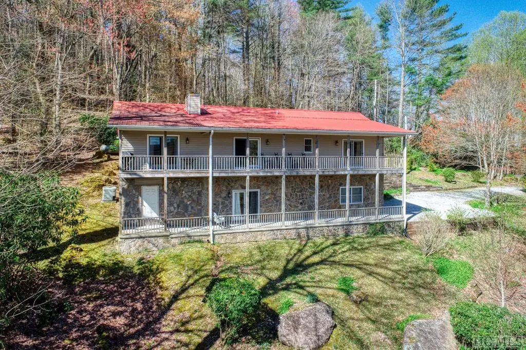 294 Flat Mountain Estates Road Highlands NC 28741