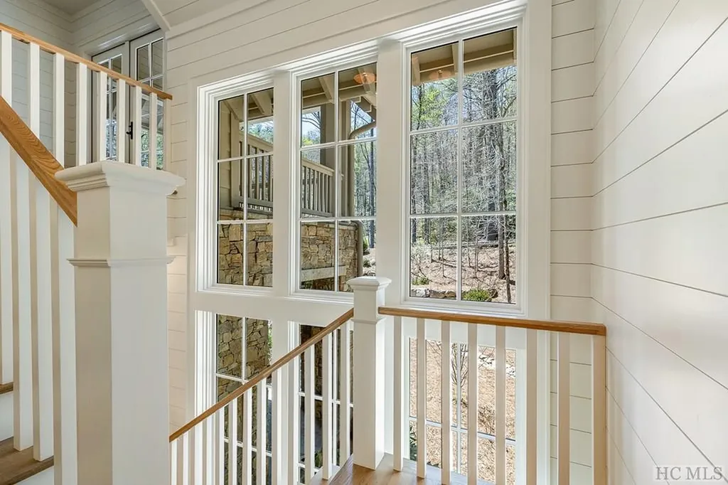 367 Thunder Creek Lane Cashiers NC 28717