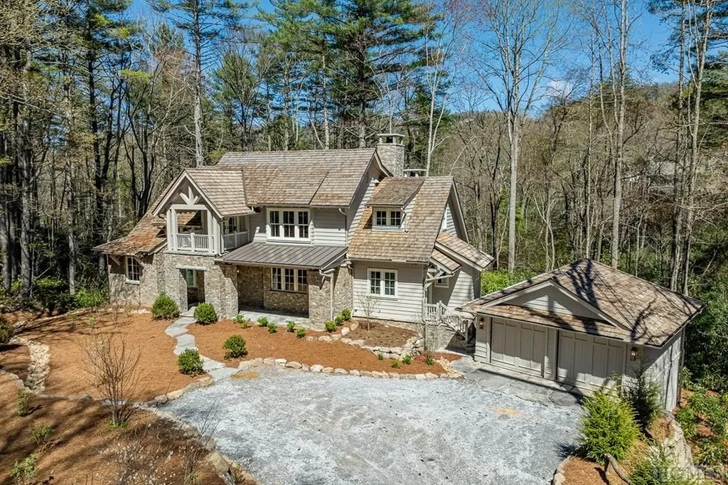 367 Thunder Creek Lane Cashiers NC 28717