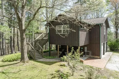 333 Martins Trail Scaly Mountain NC 28775